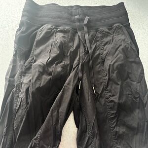 Lululemon dance studio pants cuffed size 4